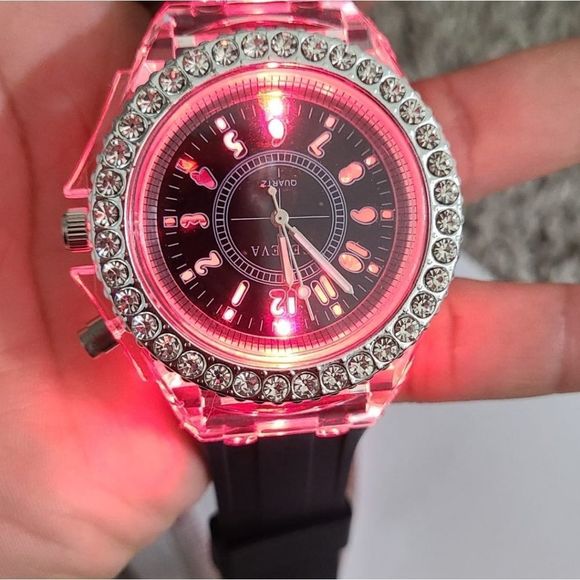 New Unisex WristWatche Fashion Transparent Neutral - Picture 4 of 4